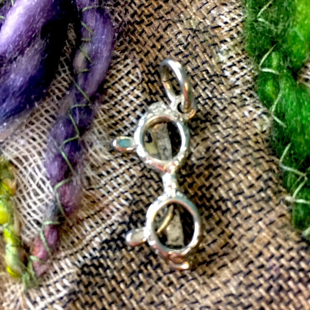 Retro Glasses Charm